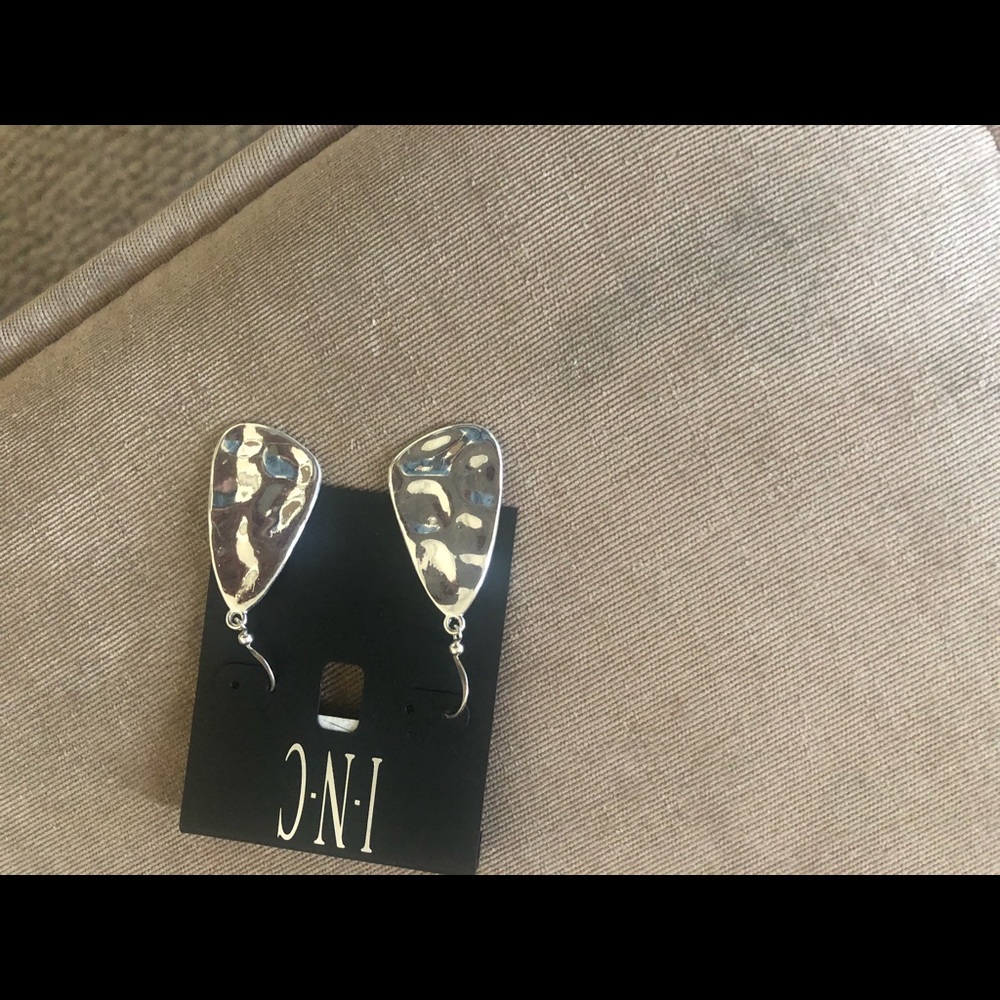 Silver earrings - Picture 1 of 2